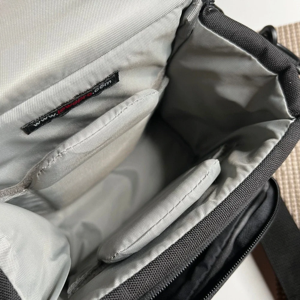 Lowepro EX 140 Camera Bag Black Gray Padded Shoulder Strap Belt Loop Case